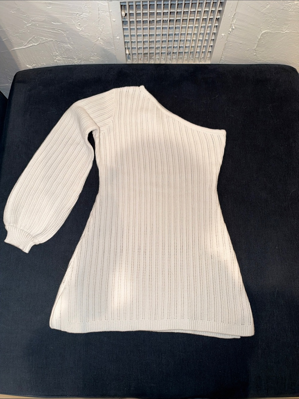 Asymmetrical One-Shoulder Knit Dress in White